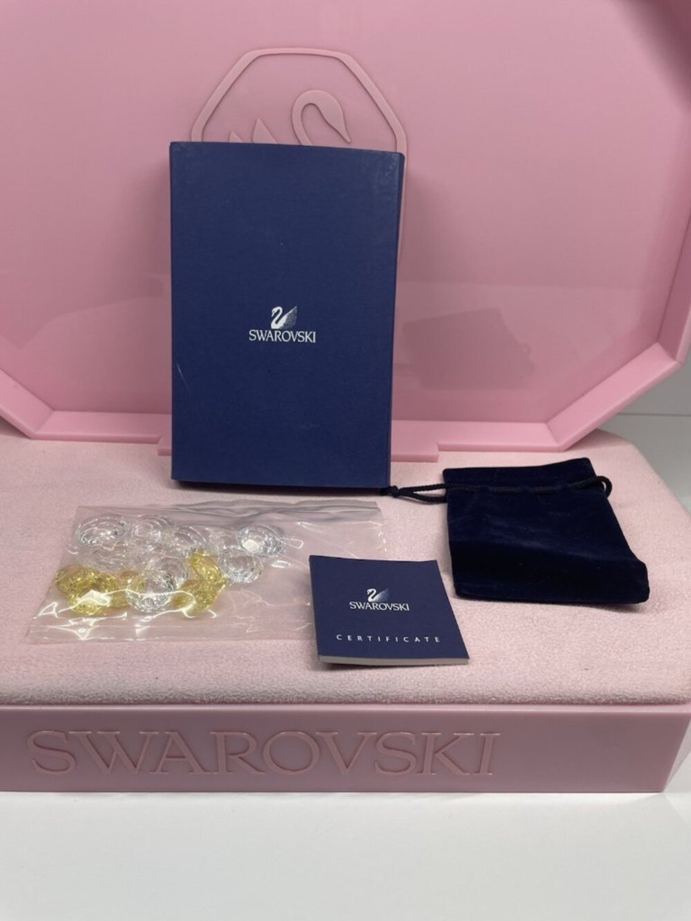 MIB Swarovski Crystal Tropical Fish Figurine Top Shell Yellow Shells 880692